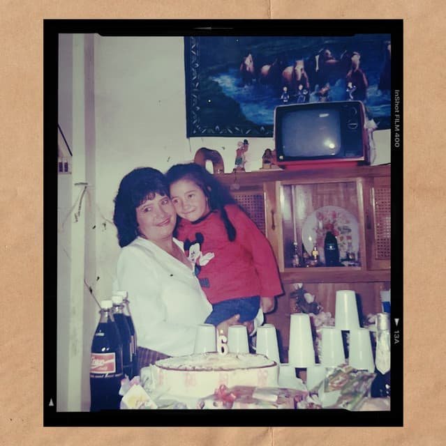 author-book-store-audio-book-img-1 portada canción chiquita
